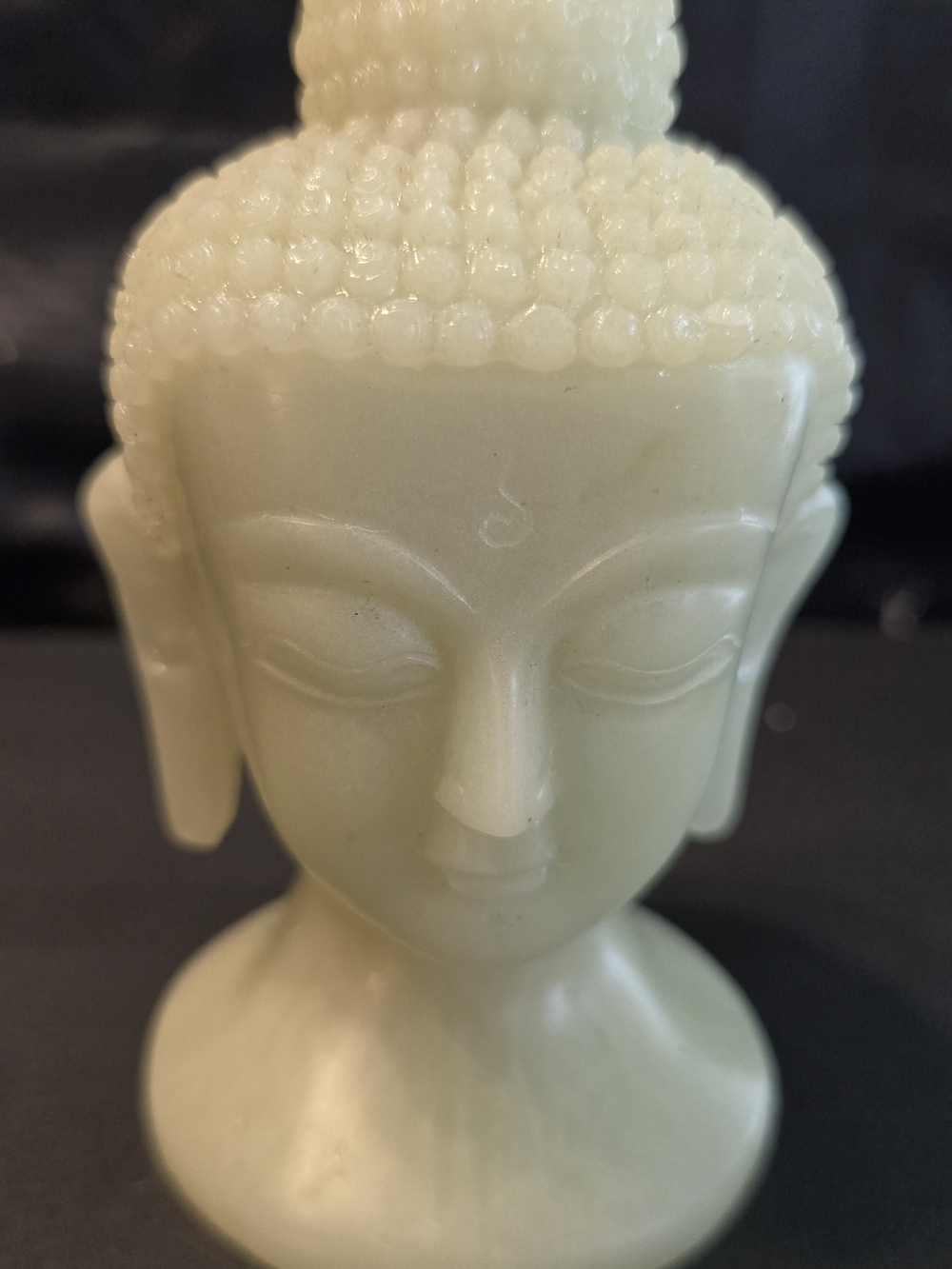 ✨ Glow in the Dark Jade-Colour Resin Buddha Bust 8.29 oz